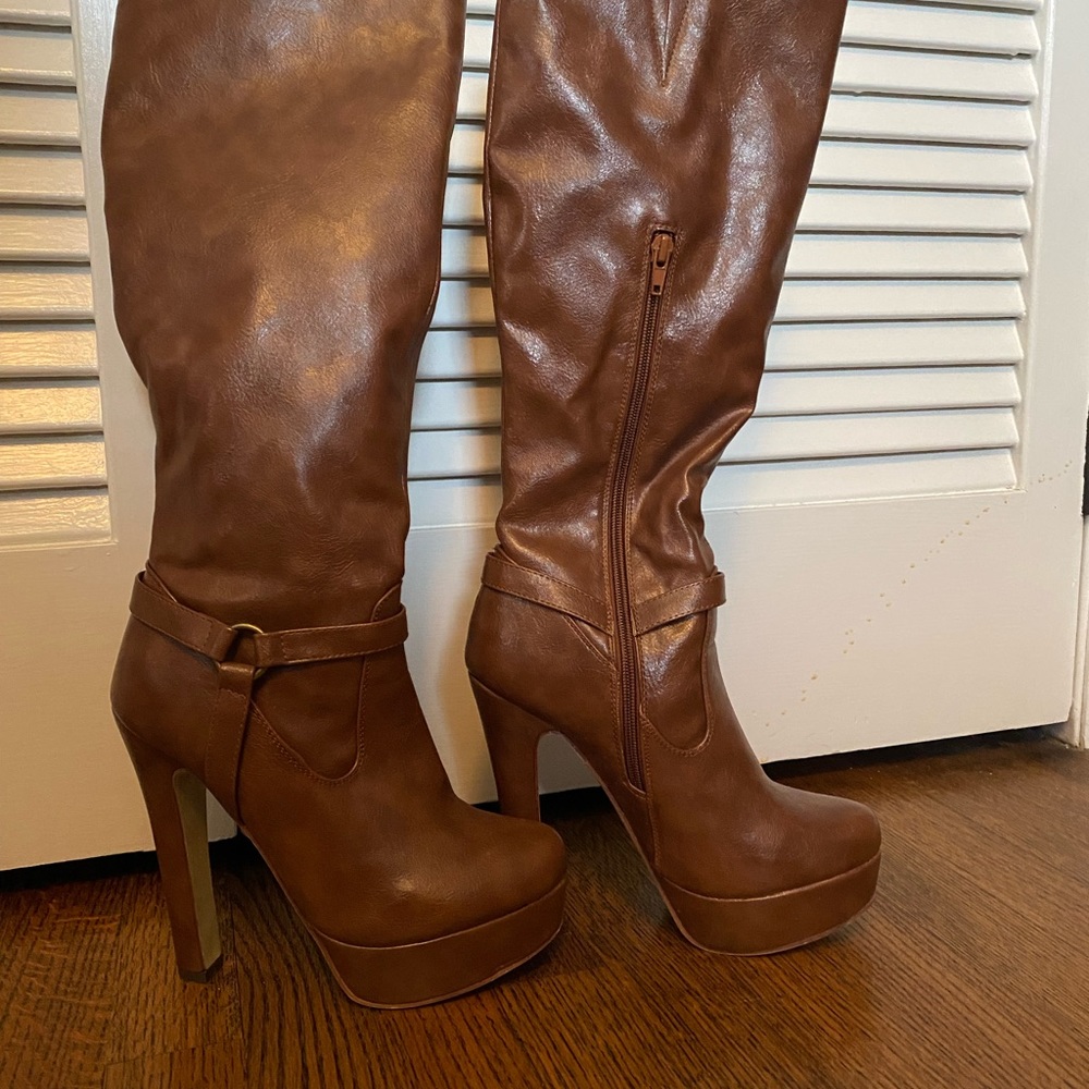 Brown platform boots